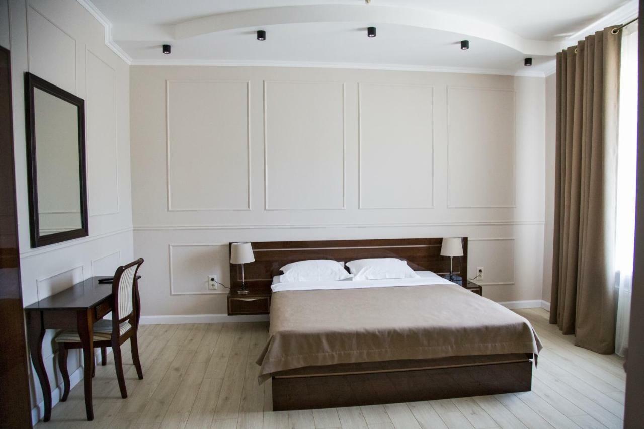 Vip Hotel Izmail Dış mekan fotoğraf