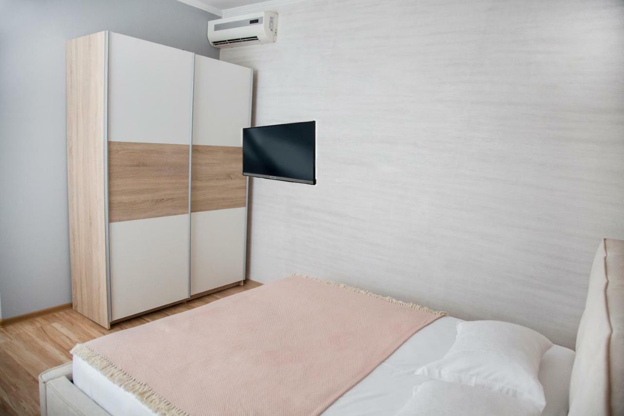 Vip Hotel Izmail Dış mekan fotoğraf